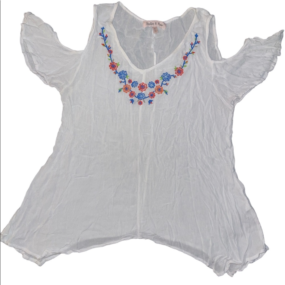 Harlow and rose white cold shoulder top with floral neck detail